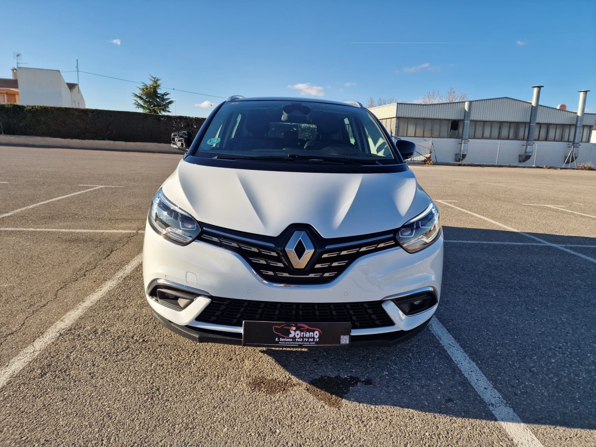 RENAULT SCENIC