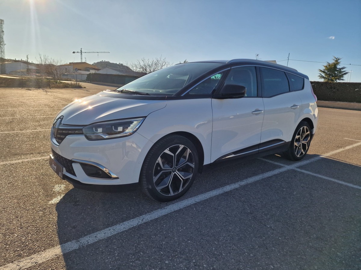 RENAULT SCENIC