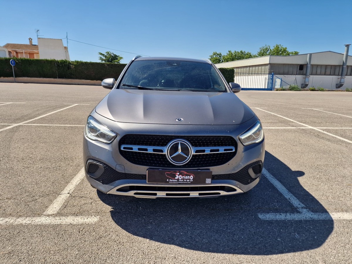 MERCEDES GLA 200D