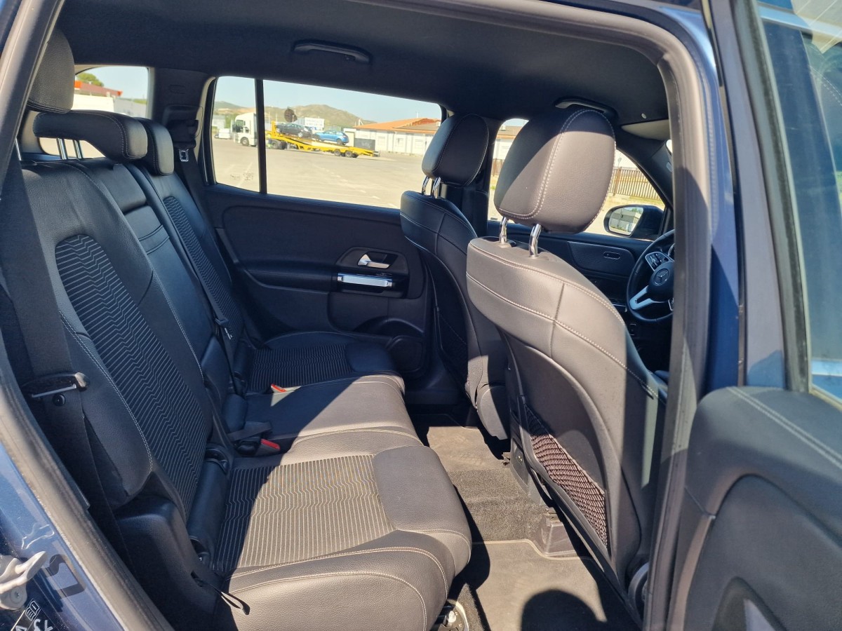 MERCEDES GLB