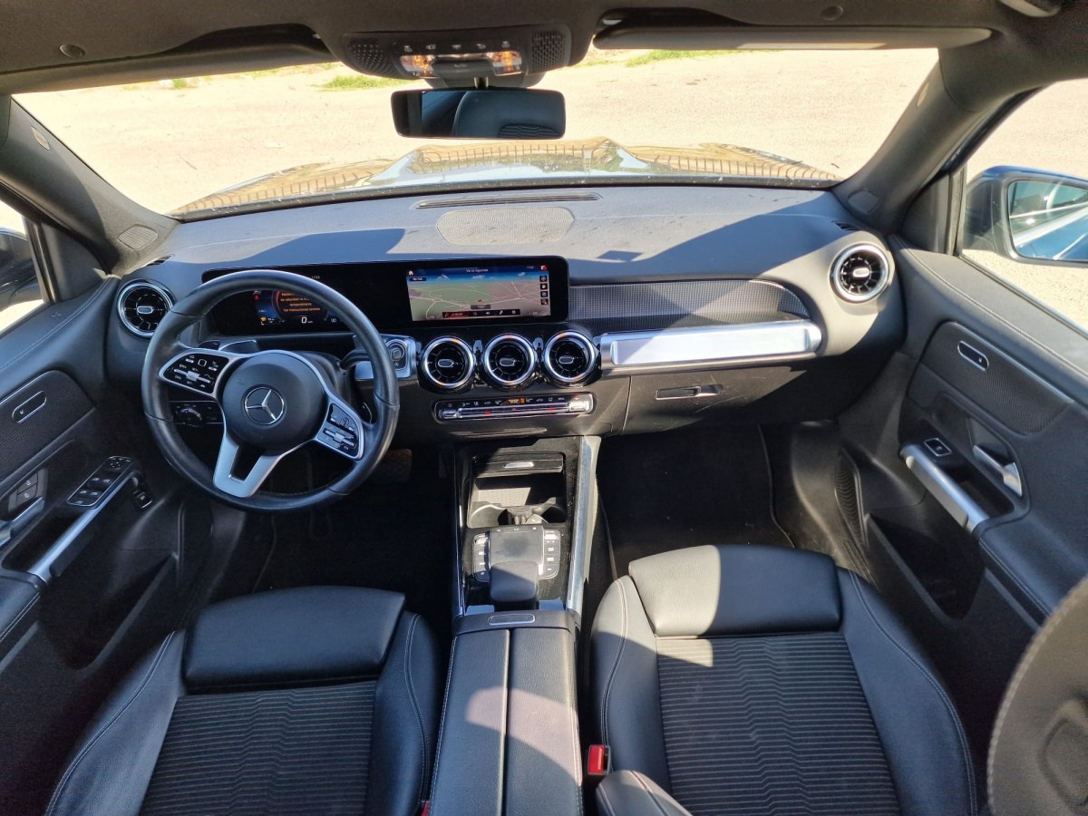 MERCEDES GLB