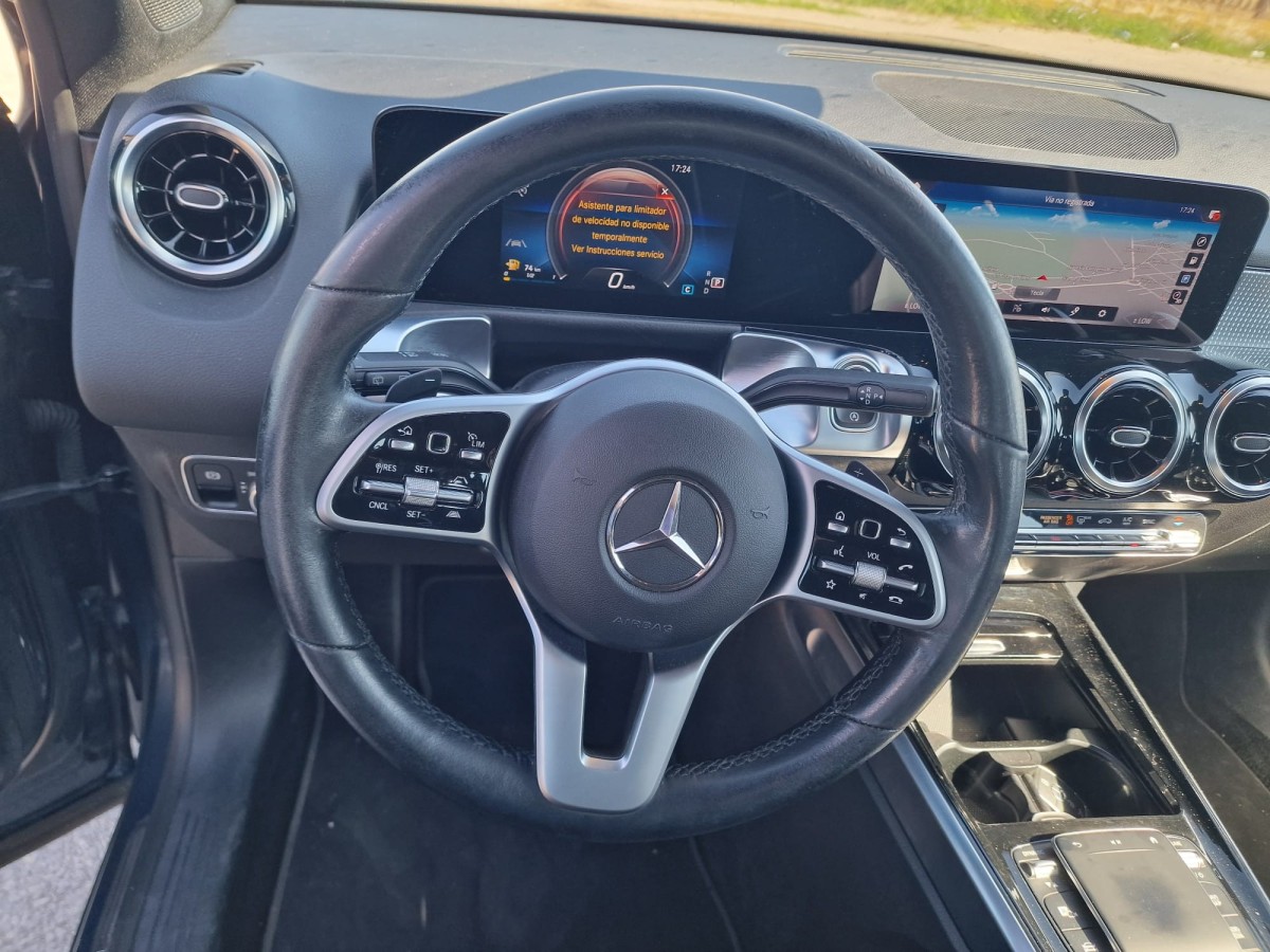 MERCEDES GLB