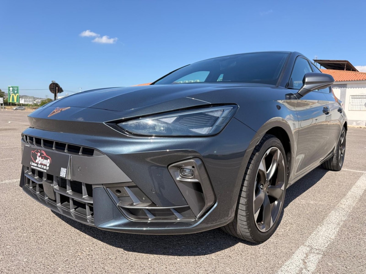 CUPRA LEON