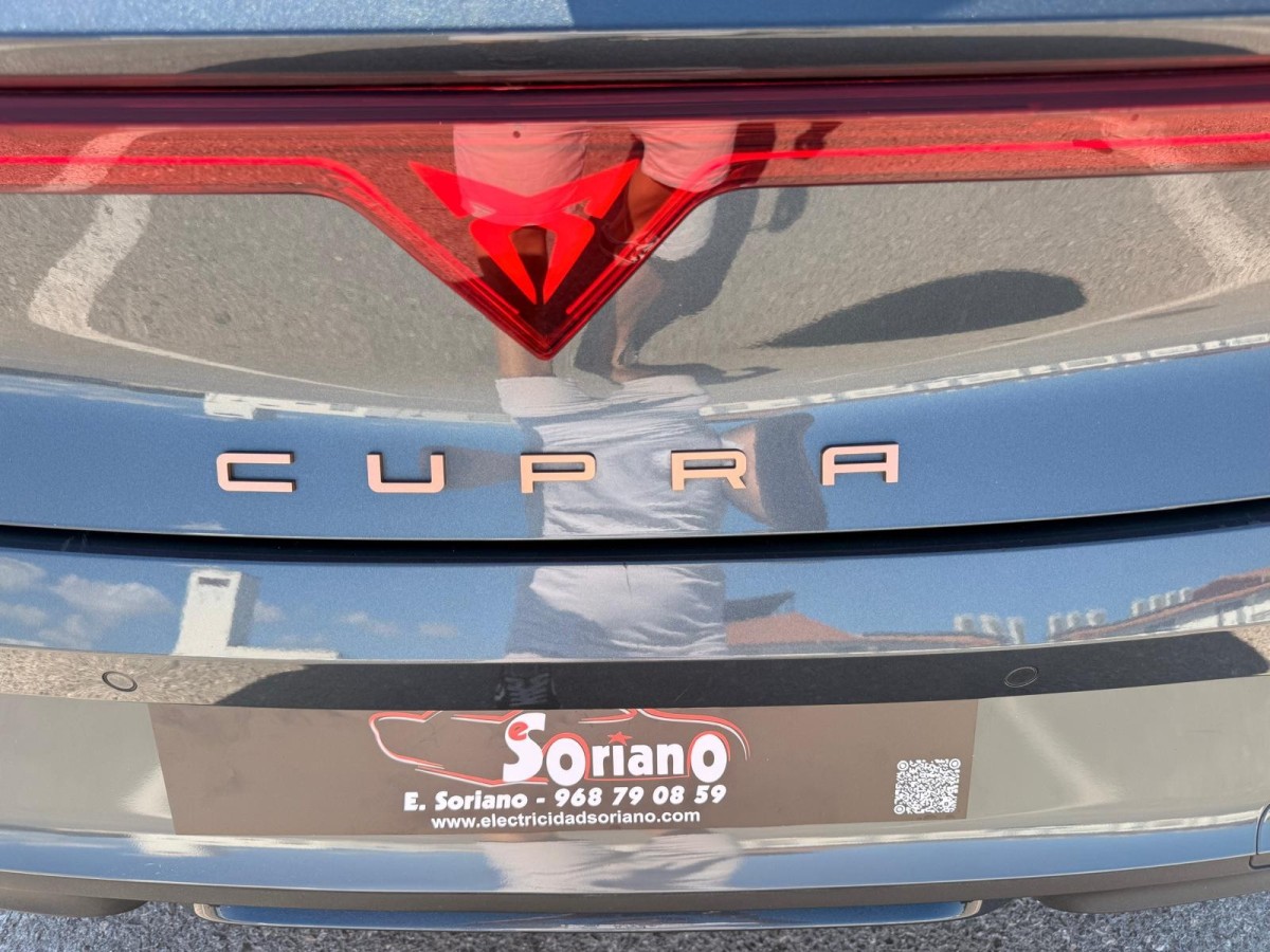 CUPRA LEON