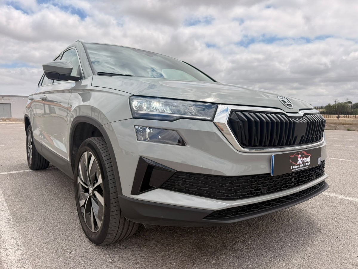 SKODA KAROQ