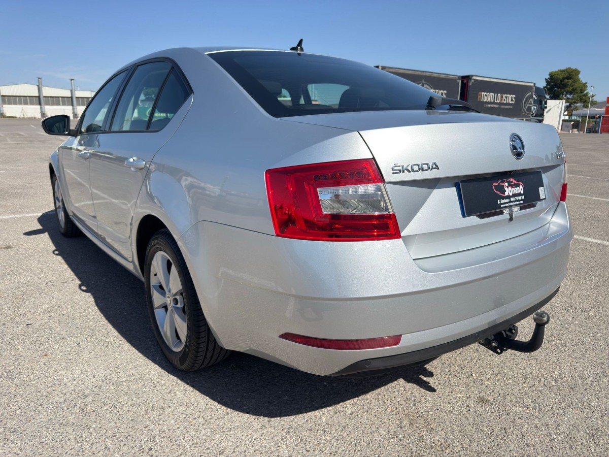 SKODA OCTAVIA
