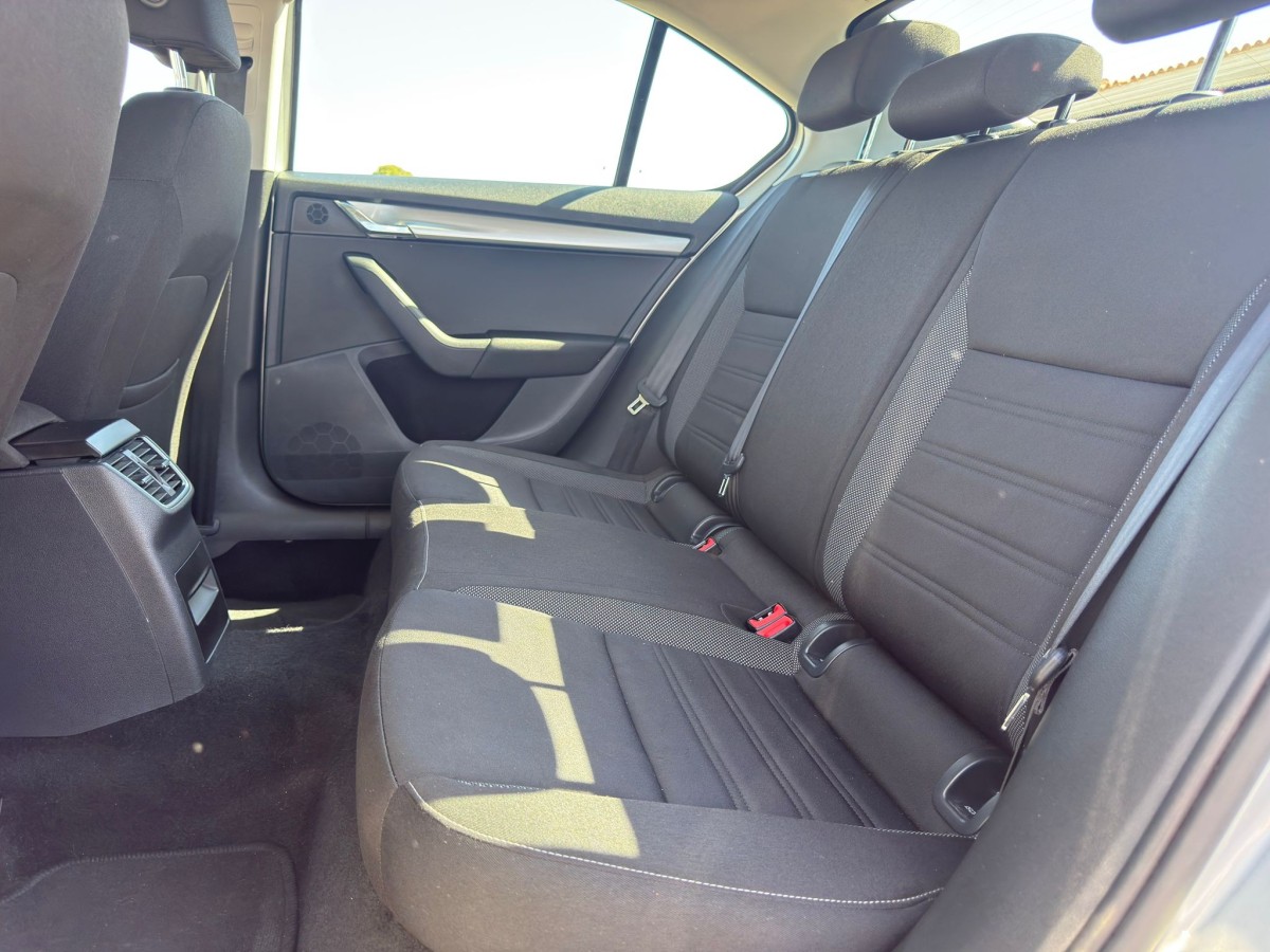 SKODA OCTAVIA