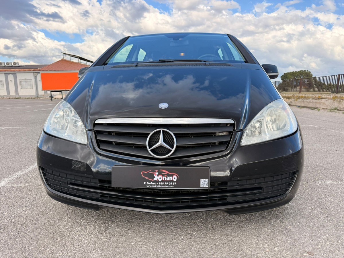 MERCEDES A160