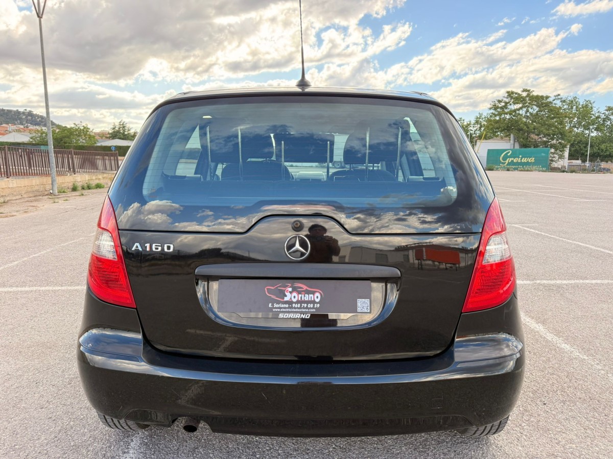 MERCEDES A160