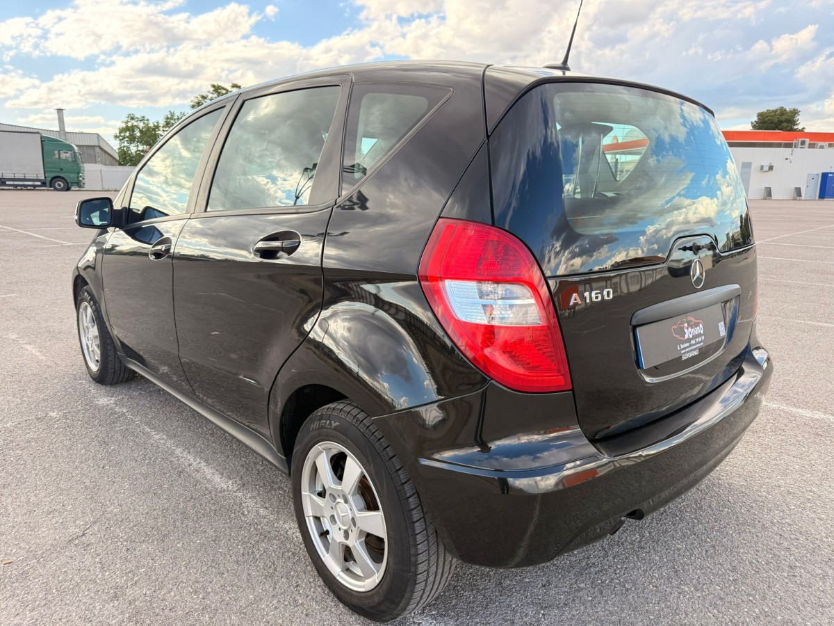 MERCEDES A160